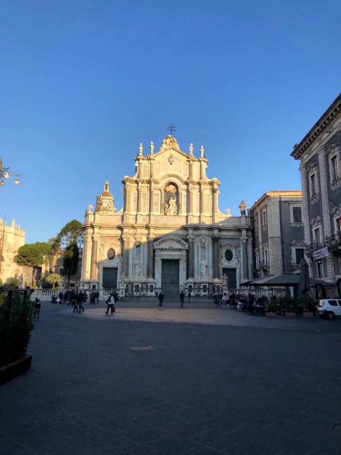Etnea Home Duomo Катания Екстериор снимка