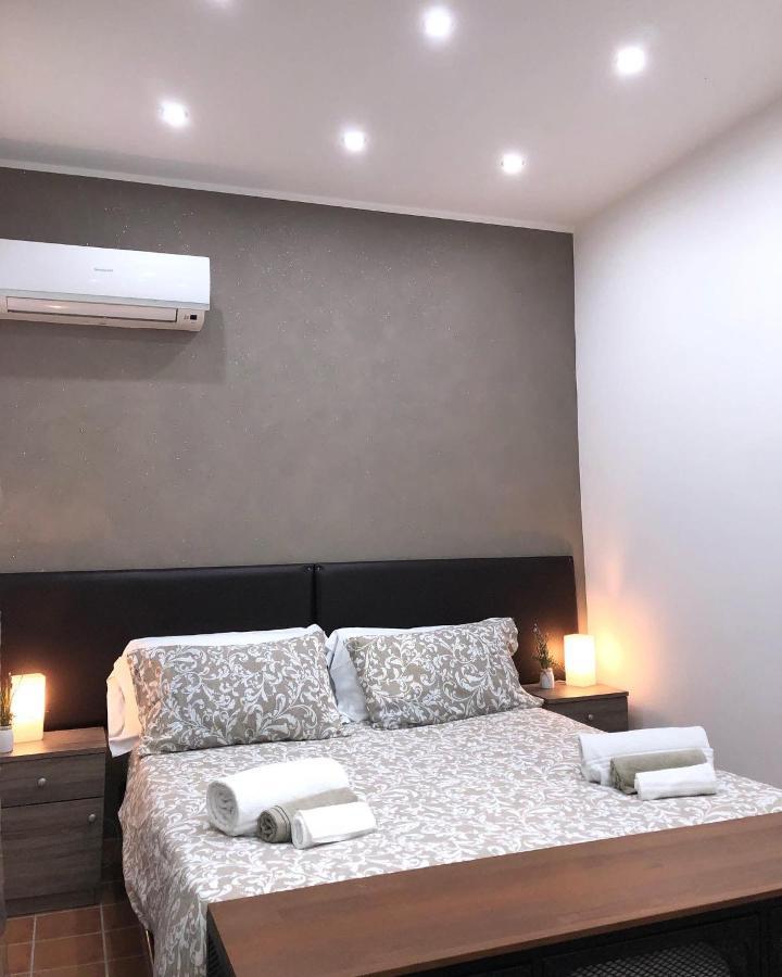 Etnea Home Duomo Катания Екстериор снимка