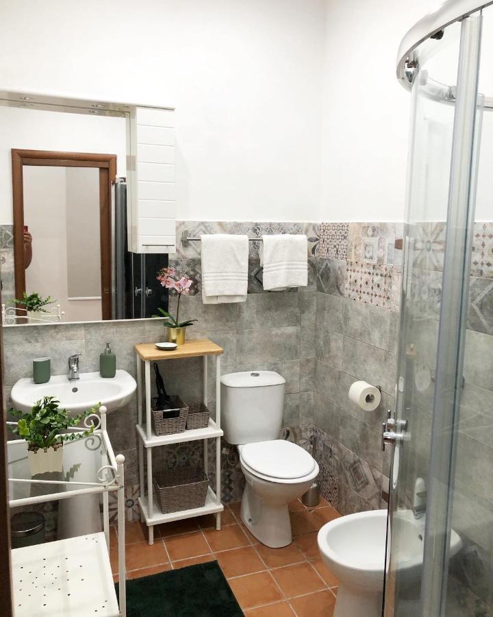 Etnea Home Duomo Катания Екстериор снимка